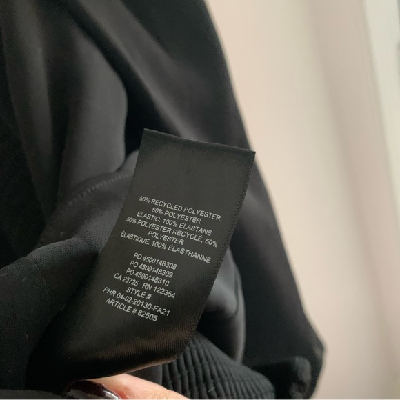 NWT Aritzia Melina Cropped Pant Size 0 Vegan Leather - Picture 4 of 7